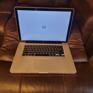 Apple MacBook Pro 15" (2011)  For parts or repair only